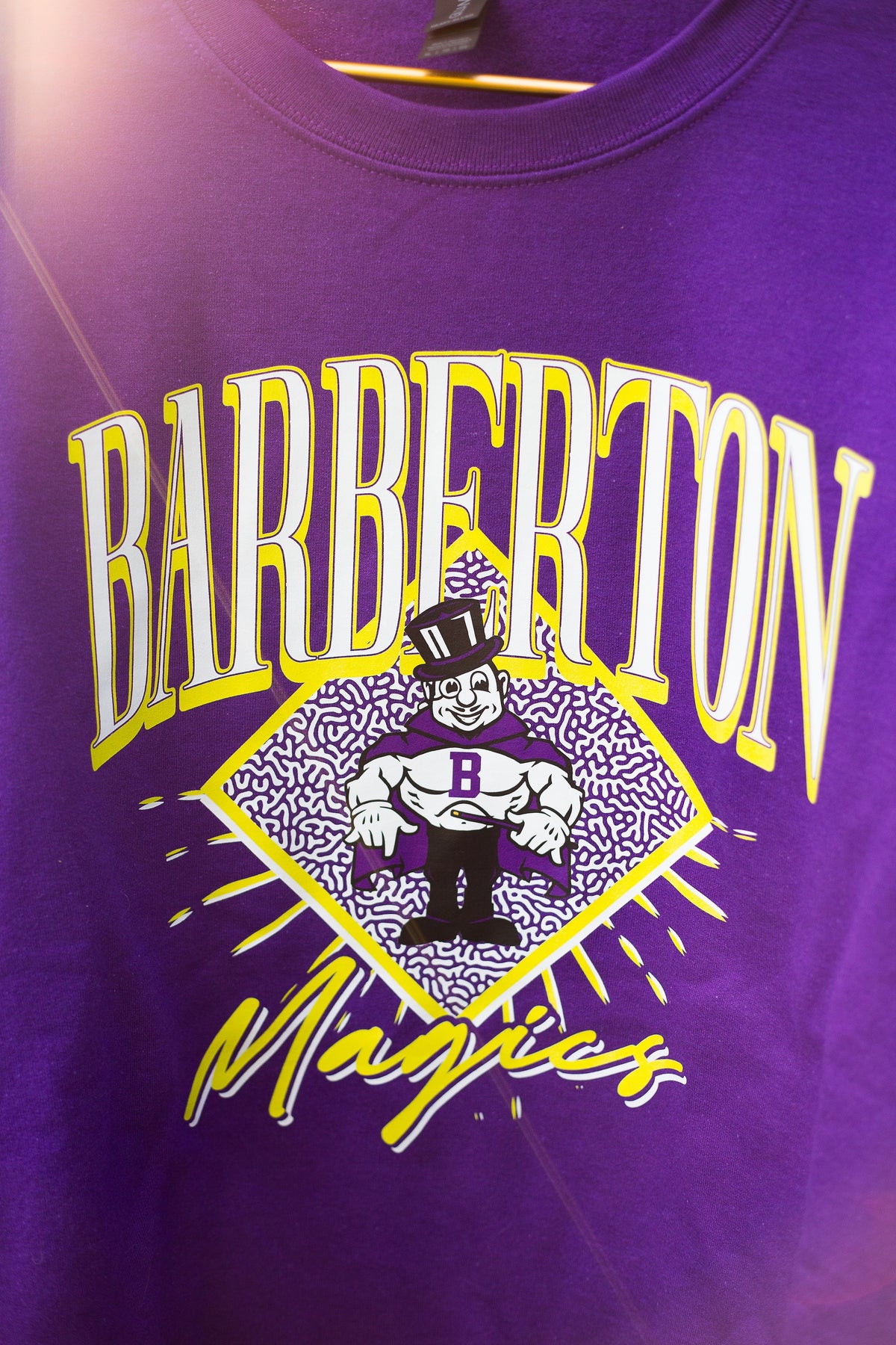 Barberton Neon Retro