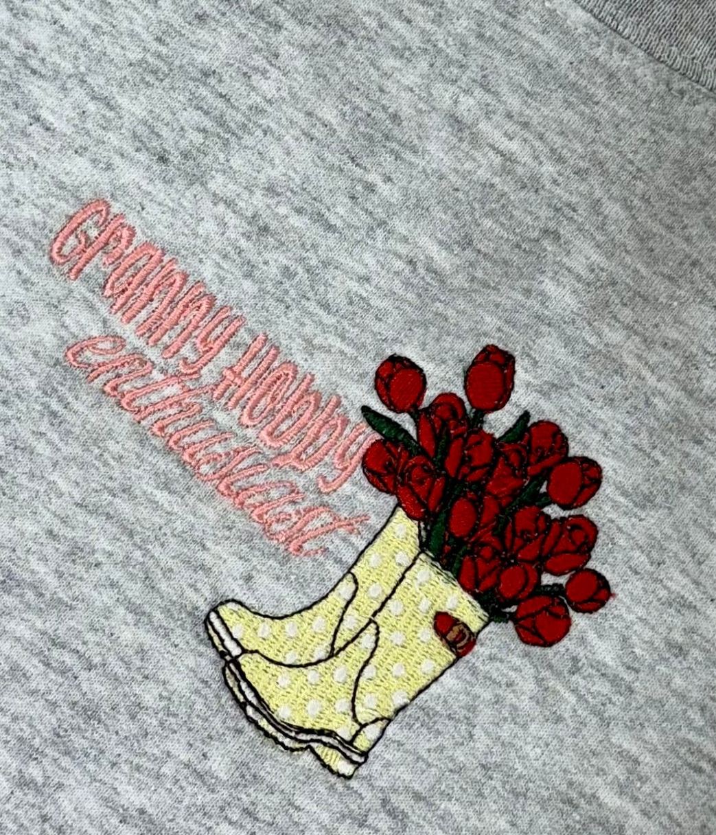 GRANNY HOBBY ENTHUSIST (EMB)