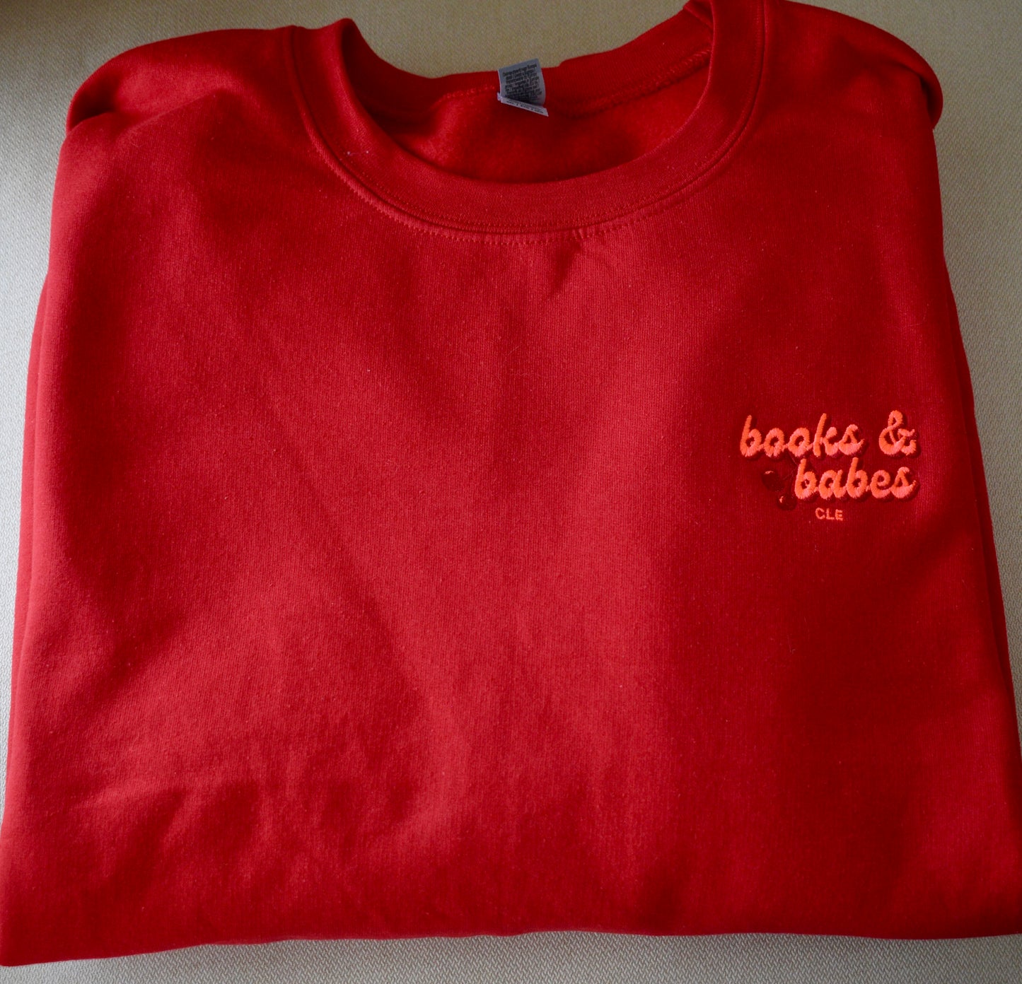 Books&Babes Cherry- EMB CREW