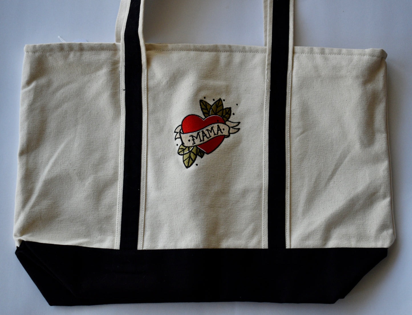 MAMA EMBROIDERED TOTE BAG W/ ZIPPER