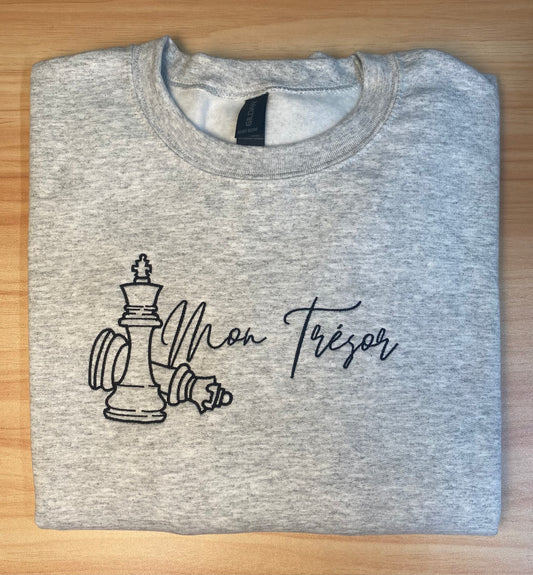 MON TRÈSOR Embroidered Crew