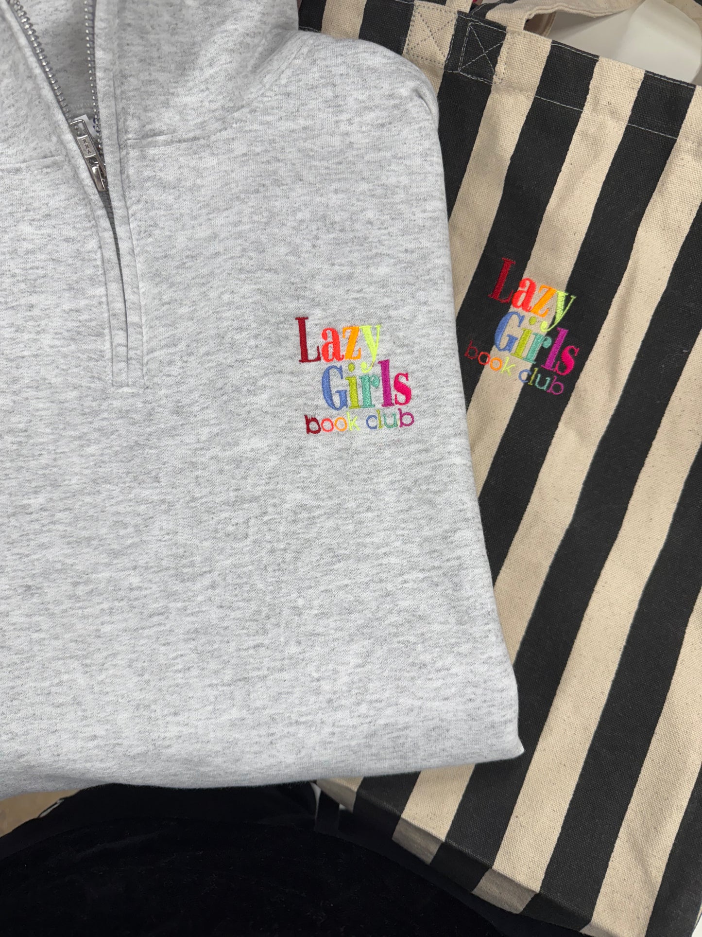 LAZY GIRLS EMBROIDERED RAINBOW LOGO