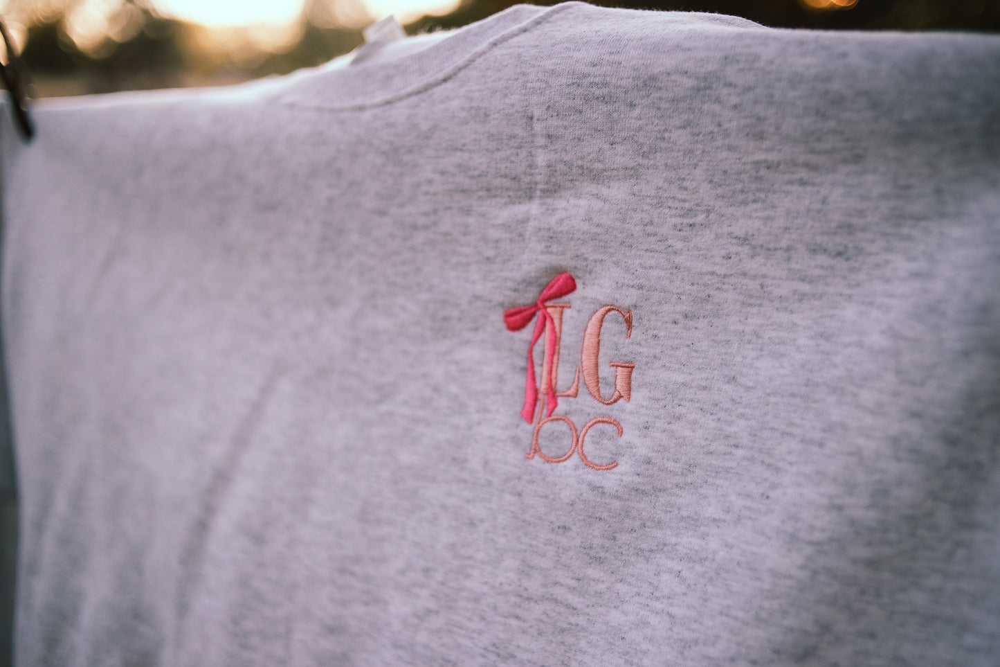 LGbc EMBROIDERED BOW LOGO