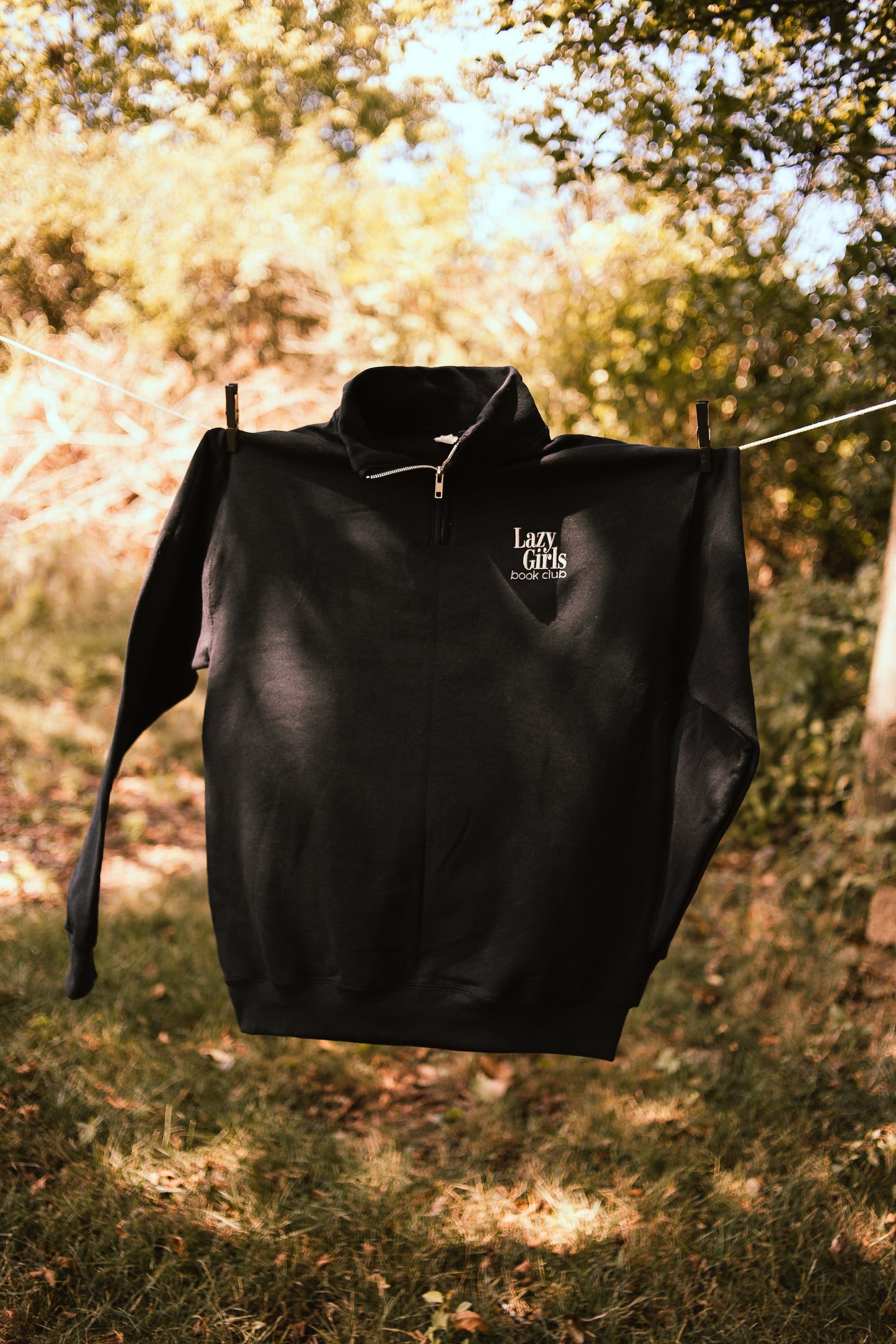Lazy Girls EMBROIDERED LOGO QUARTER ZIP