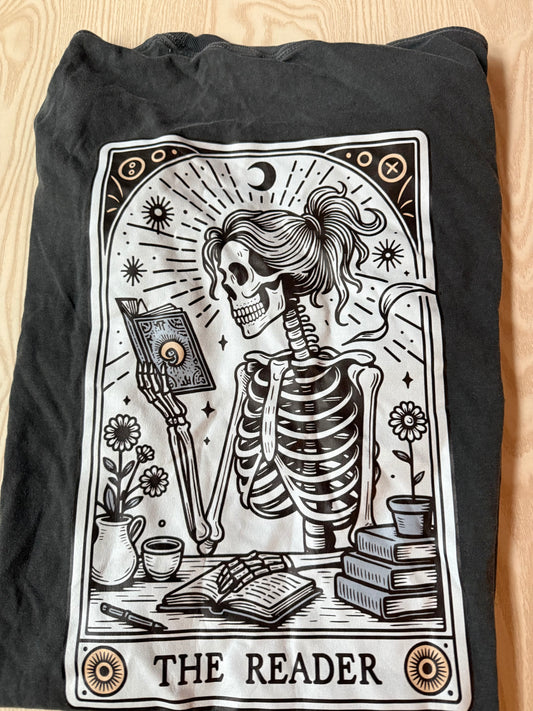 SALE (size M) LGbc Tarot Card Reader Tee